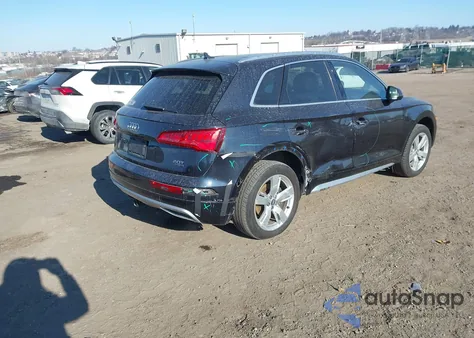 2018 Audi Q5 2.0T Premium/2.0T Tech Premium z USA, uszkodzony, nr VIN WA1BNBFY8J2040331